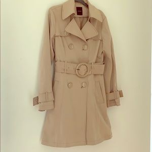 Woven coat good quality
